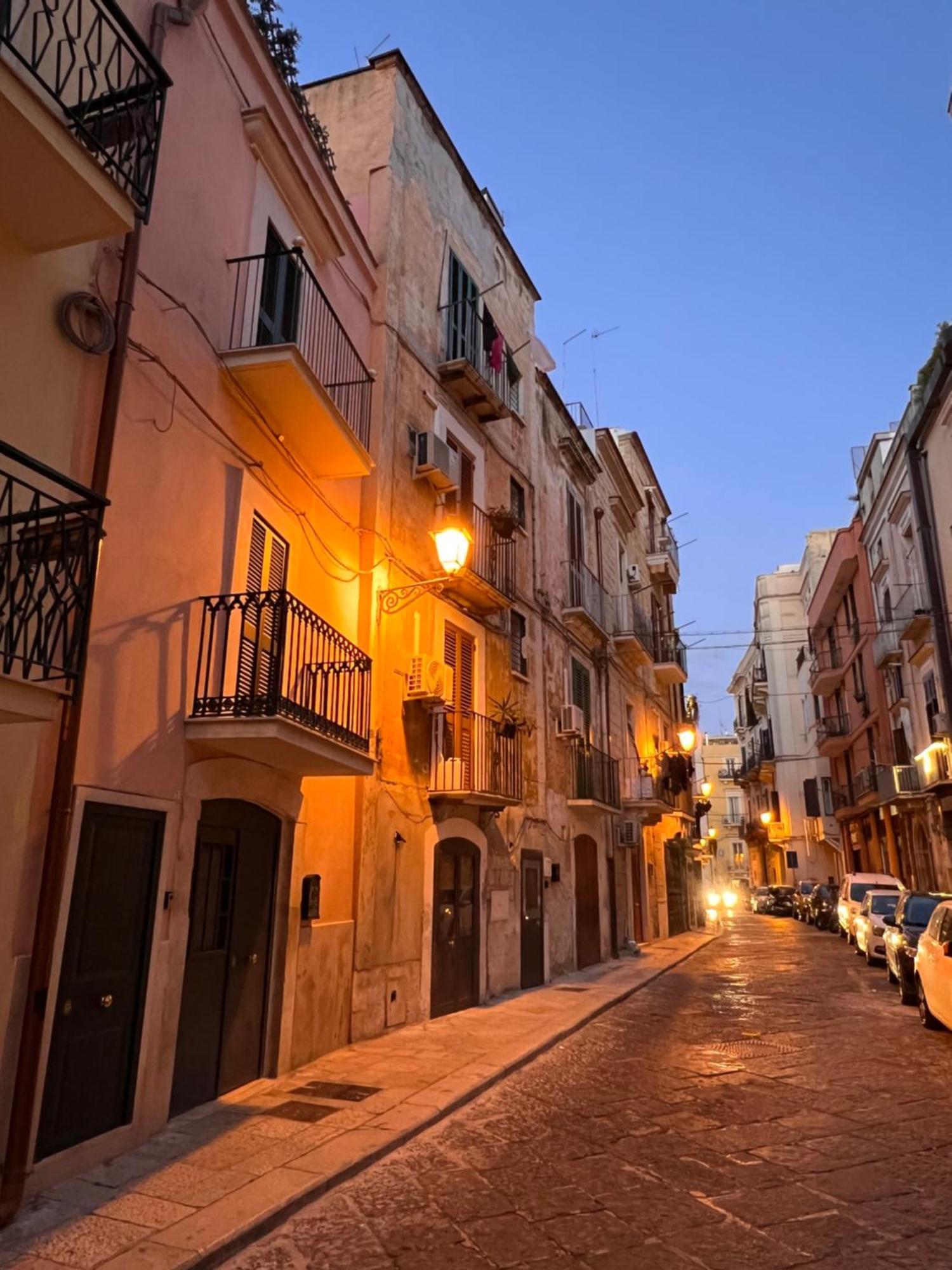 Dimora Le Scalette Apartment Bari Exterior foto